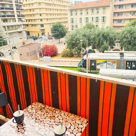 Apartamento - - Tramway - Climatisation *